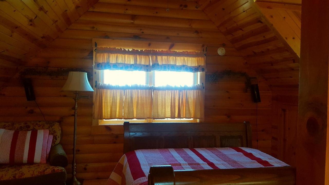Amish Blessings Cabins Millersburg Esterno foto