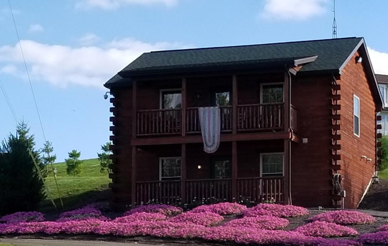 Amish Blessings Cabins Millersburg Esterno foto